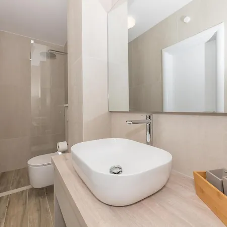 By The Sea - 19134 * Makarska