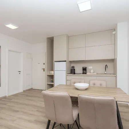 By The Sea - 19134 * Makarska