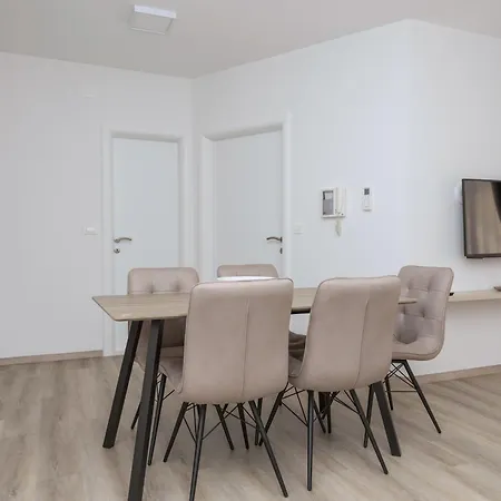 By The Sea - 19134 Apartment Makarska
