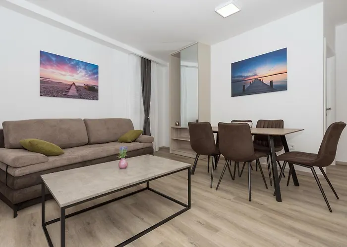 By The Sea - 19134 Apartman *