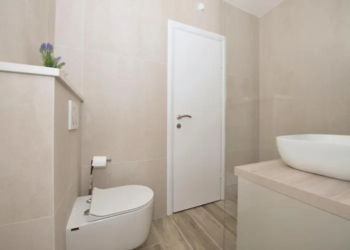 Apartman By The Sea - 19134 *