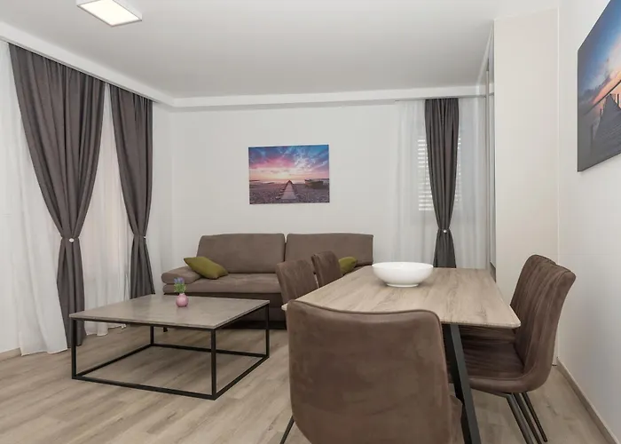 By The Sea - 19134 * Makarska